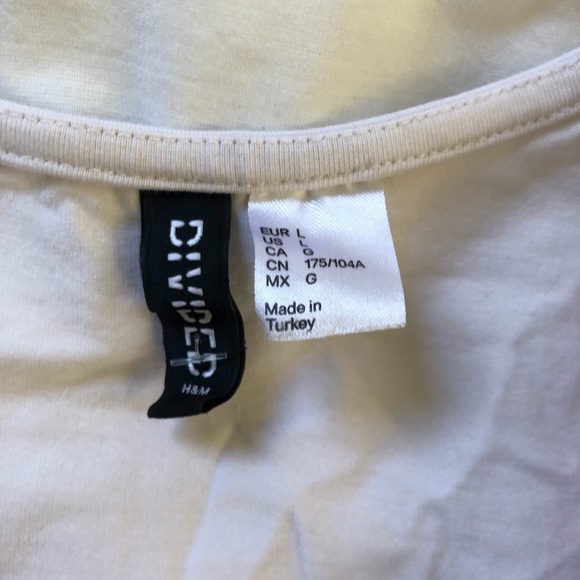 crop top - Picture 3 of 3